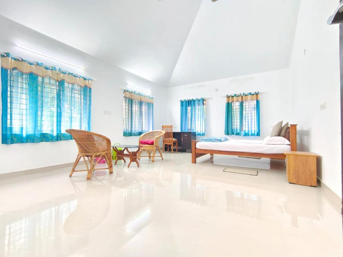 White Sands Homestay Turavūr Buitenkant foto