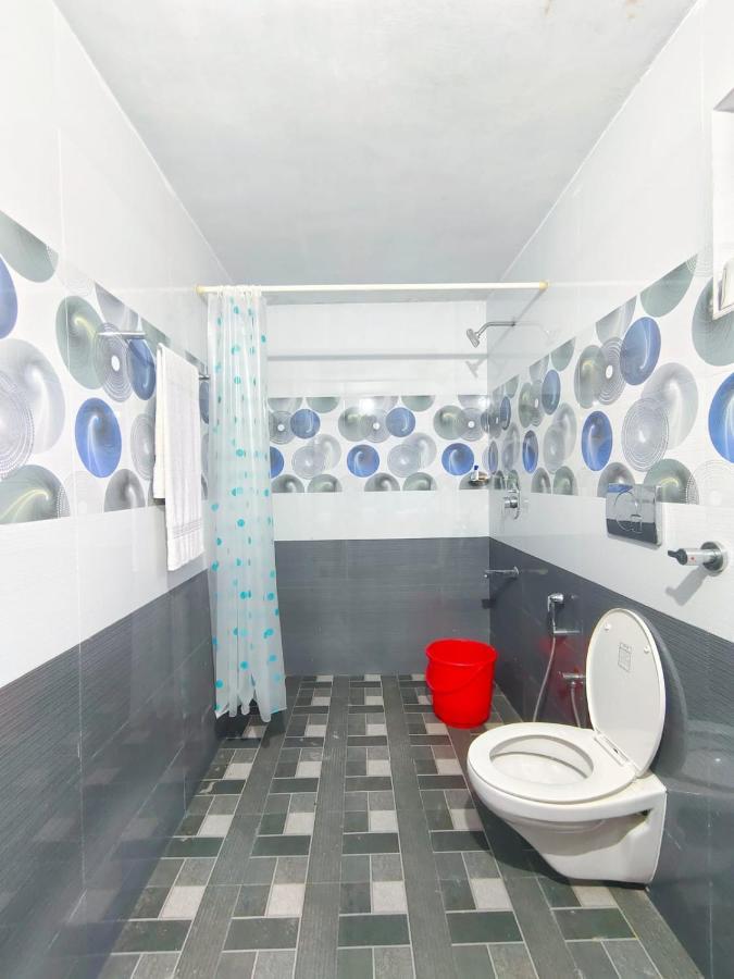 White Sands Homestay Turavūr Buitenkant foto